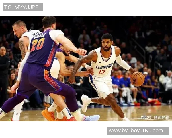 乔治状态回暖24分钟砍下21分5篮板3助攻2抢断三分球表现惊艳